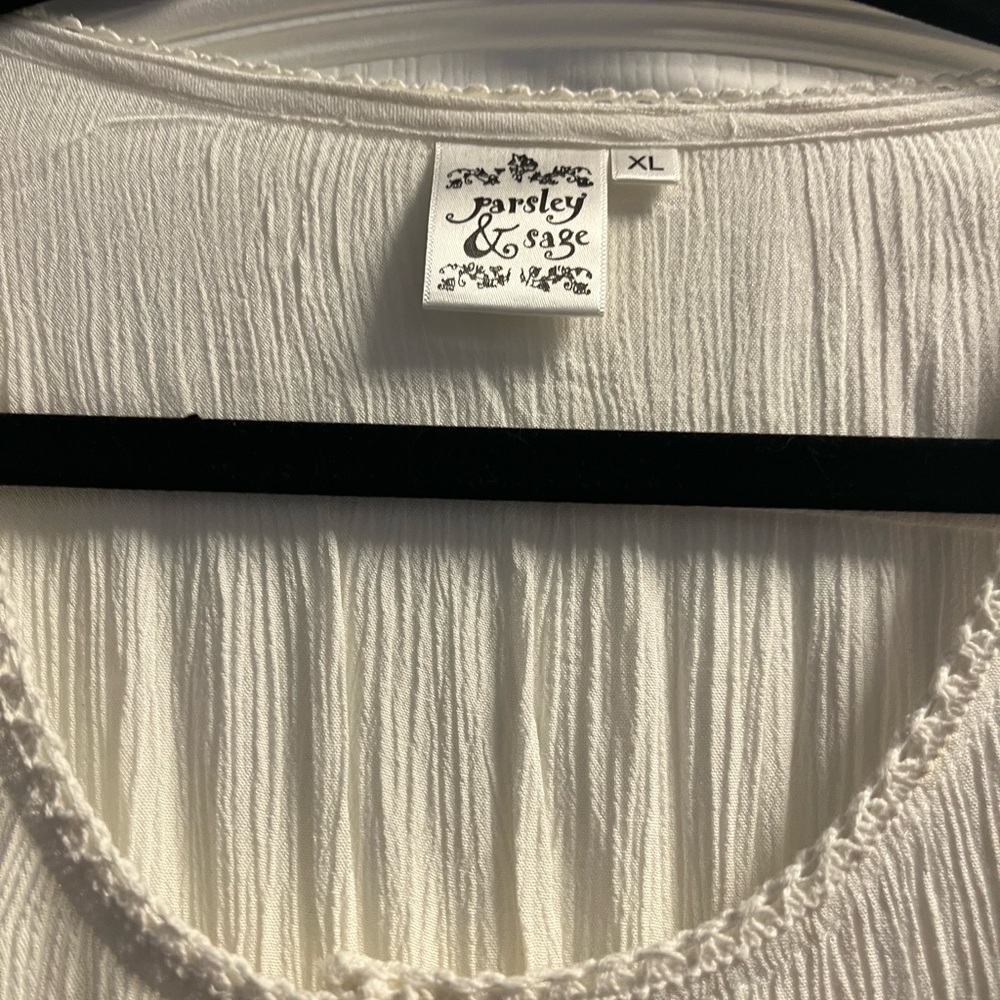 Parsley & Sage Ivory Textured Top